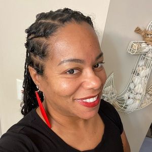 Meet your Posher, Robyn